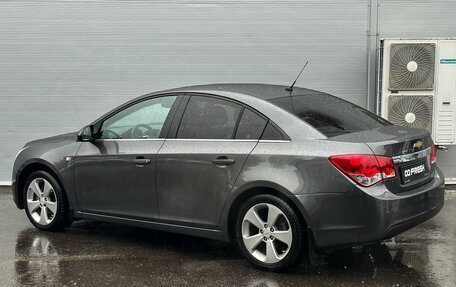 Chevrolet Cruze II, 2010 год, 830 000 рублей, 2 фотография