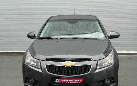 Chevrolet Cruze II, 2010 год, 830 000 рублей, 3 фотография