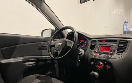 KIA Rio II, 2011 год, 825 000 рублей, 25 фотография