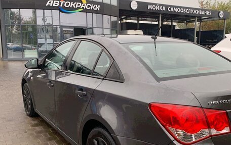 Chevrolet Cruze II, 2010 год, 740 000 рублей, 6 фотография