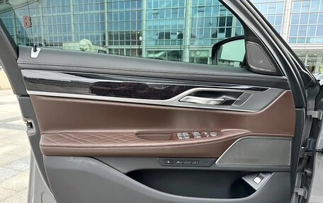 BMW 7 серия, 2021 год, 7 800 000 рублей, 14 фотография