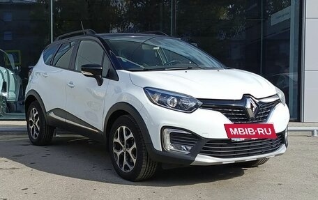 Renault Kaptur I рестайлинг, 2017 год, 1 750 000 рублей, 3 фотография