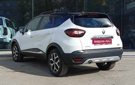 Renault Kaptur I рестайлинг, 2017 год, 1 750 000 рублей, 7 фотография