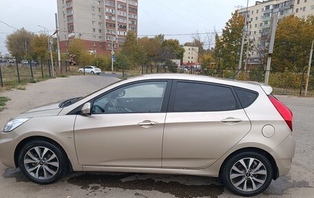 Hyundai Solaris II рестайлинг, 2014 год, 1 100 000 рублей, 5 фотография