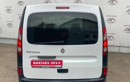 Renault Kangoo II рестайлинг, 2011 год, 729 000 рублей, 9 фотография