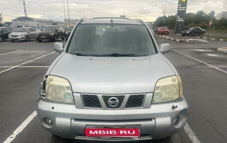 Nissan X-Trail, 2004 год, 375 000 рублей, 2 фотография