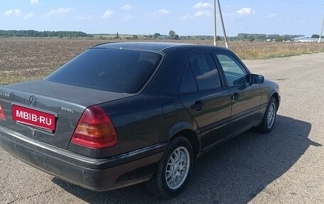 Mercedes-Benz C-Класс, 1994 год, 230 000 рублей, 2 фотография