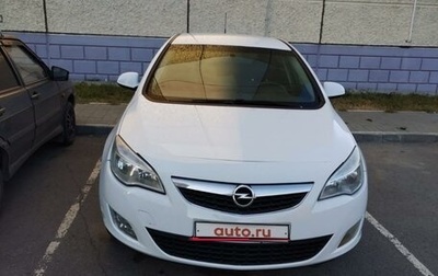 Opel Astra J, 2011 год, 730 000 рублей, 1 фотография