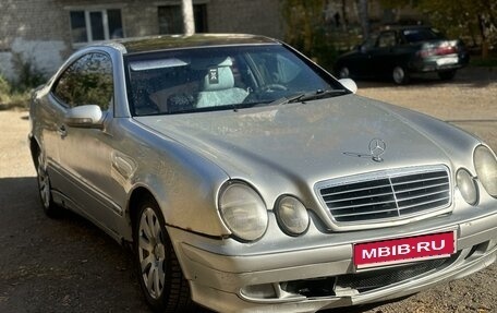 Mercedes-Benz CLK-Класс, 2000 год, 285 000 рублей, 1 фотография