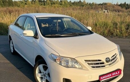 Toyota Corolla, 2013 год, 1 880 000 рублей, 2 фотография