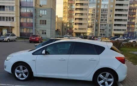 Opel Astra J, 2011 год, 730 000 рублей, 5 фотография