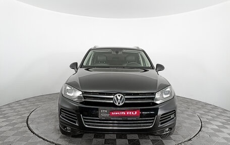 Volkswagen Touareg III, 2012 год, 2 331 000 рублей, 2 фотография