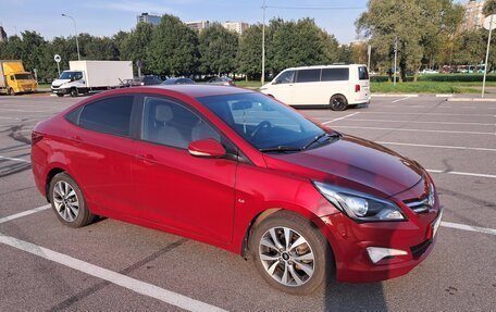 Hyundai Solaris II рестайлинг, 2015 год, 1 250 000 рублей, 2 фотография