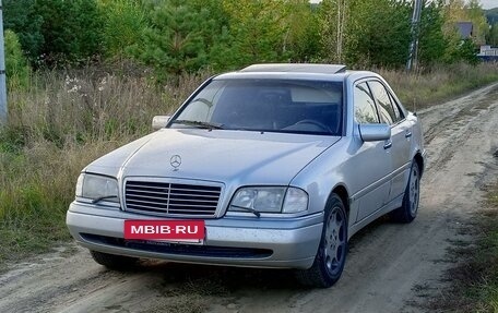 Mercedes-Benz C-Класс, 1997 год, 430 000 рублей, 2 фотография