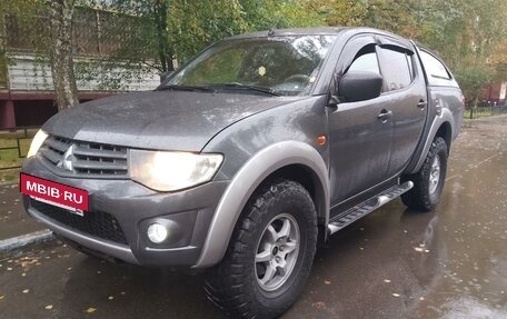 Mitsubishi L200 IV рестайлинг, 2012 год, 1 450 000 рублей, 6 фотография