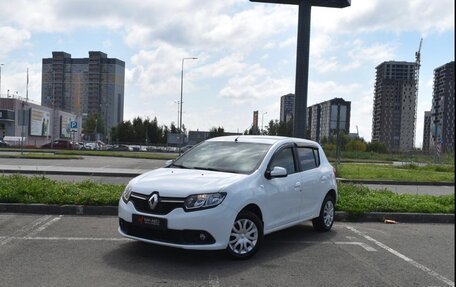 Renault Sandero II рестайлинг, 2015 год, 799 000 рублей, 1 фотография