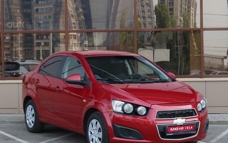 Chevrolet Aveo III, 2013 год, 859 000 рублей, 1 фотография