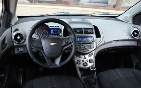 Chevrolet Aveo III, 2013 год, 859 000 рублей, 6 фотография