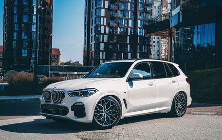 BMW X5, 2020 год, 9 650 000 рублей, 2 фотография