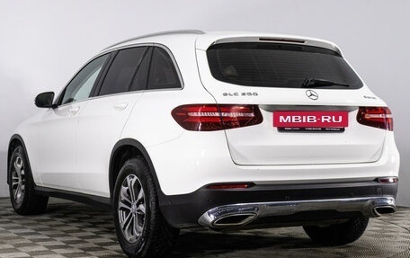 Mercedes-Benz GLC, 2016 год, 3 179 000 рублей, 7 фотография