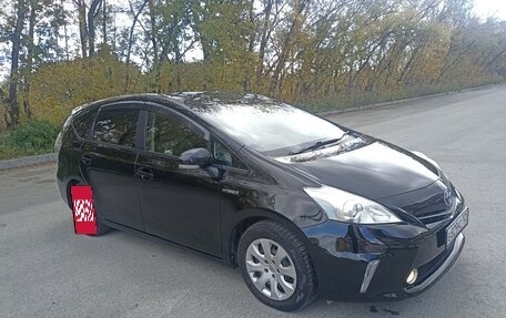 Toyota Prius Alpha I (ZVW40/41), 2011 год, 1 380 000 рублей, 15 фотография