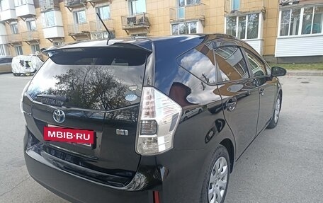 Toyota Prius Alpha I (ZVW40/41), 2011 год, 1 380 000 рублей, 28 фотография