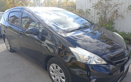 Toyota Prius Alpha I (ZVW40/41), 2011 год, 1 380 000 рублей, 25 фотография