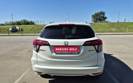 Honda Vezel, 2017 год, 1 750 000 рублей, 6 фотография