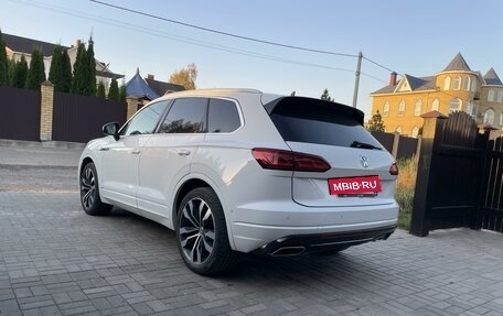 Volkswagen Touareg III, 2019 год, 5 990 000 рублей, 7 фотография