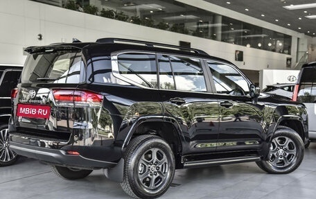 Toyota Land Cruiser, 2023 год, 14 990 000 рублей, 6 фотография