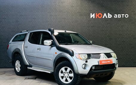 Mitsubishi L200 IV рестайлинг, 2006 год, 1 370 000 рублей, 3 фотография