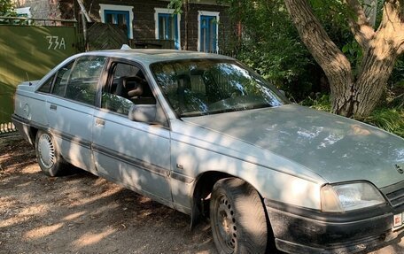 Opel Omega A, 1988 год, 130 000 рублей, 4 фотография