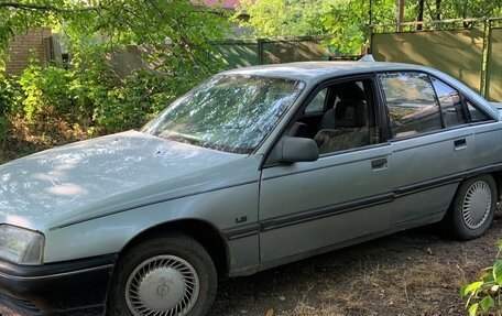 Opel Omega A, 1988 год, 130 000 рублей, 7 фотография