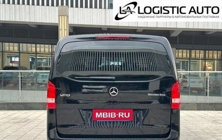 Mercedes-Benz Vito, 2019 год, 4 000 000 рублей, 10 фотография