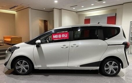 Toyota Sienta II, 2021 год, 1 305 000 рублей, 3 фотография