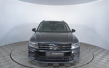 Volkswagen Tiguan II, 2020 год, 3 060 000 рублей, 2 фотография