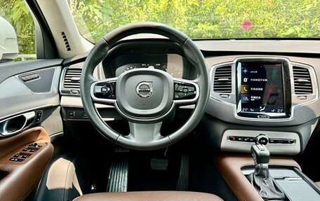 Volvo XC90 II рестайлинг, 2020 год, 5 300 000 рублей, 10 фотография