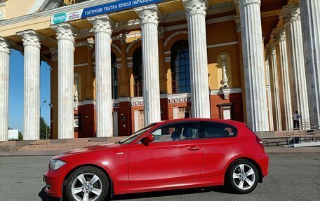 BMW 1 серия, 2011 год, 920 000 рублей, 3 фотография