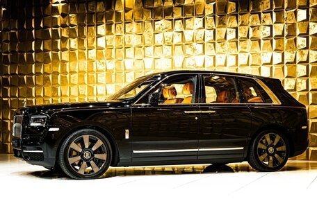 Rolls-Royce Cullinan, 2024 год, 67 700 000 рублей, 4 фотография