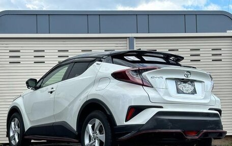 Toyota C-HR I рестайлинг, 2021 год, 1 460 000 рублей, 5 фотография