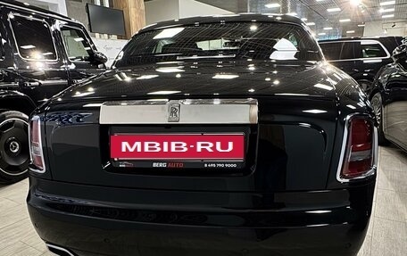 Rolls-Royce Phantom VII рестайлинг, 2010 год, 29 000 000 рублей, 6 фотография