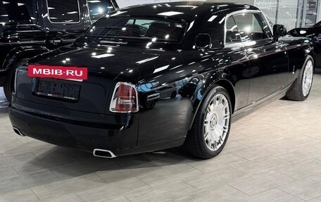 Rolls-Royce Phantom VII рестайлинг, 2010 год, 29 000 000 рублей, 8 фотография