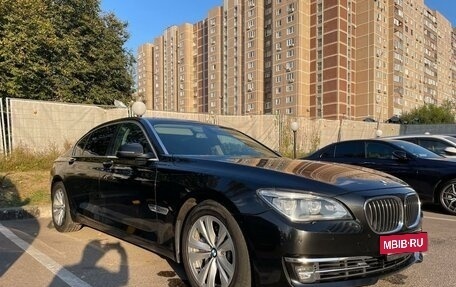 BMW 7 серия, 2010 год, 2 300 000 рублей, 2 фотография