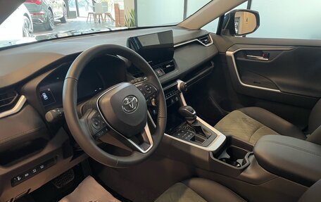 Toyota RAV4, 2024 год, 4 850 000 рублей, 11 фотография