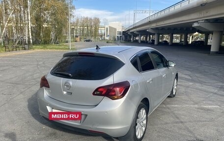 Opel Astra J, 2010 год, 950 000 рублей, 6 фотография