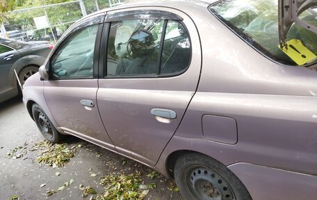 Toyota Platz, 2000 год, 500 000 рублей, 4 фотография