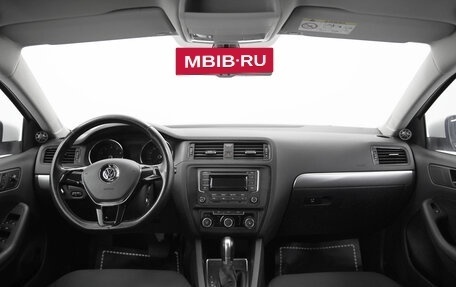 Volkswagen Jetta VI, 2015 год, 1 305 000 рублей, 6 фотография