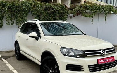 Volkswagen Touareg III, 2011 год, 2 599 999 рублей, 1 фотография