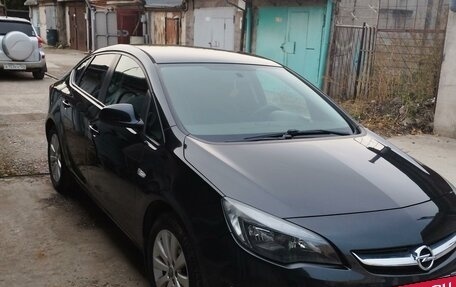 Opel Astra J, 2012 год, 1 000 000 рублей, 3 фотография