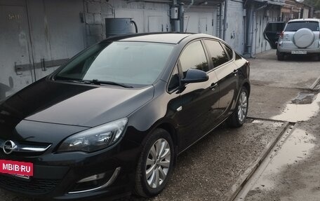 Opel Astra J, 2012 год, 1 000 000 рублей, 2 фотография